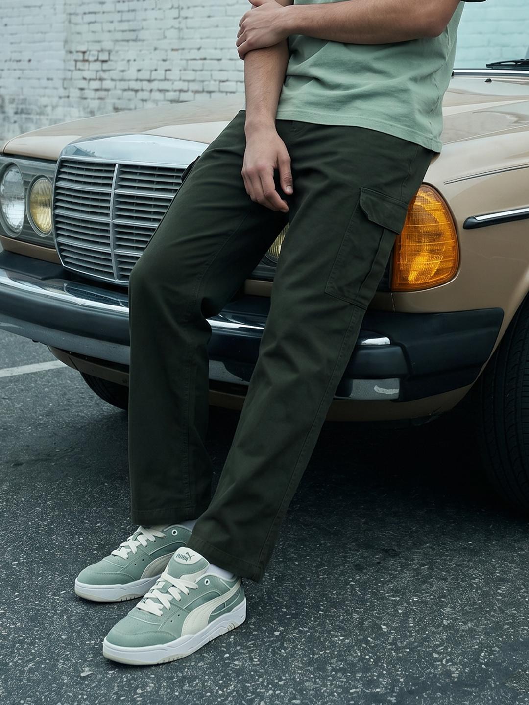 Roadster Men Cargos Casual Trousers - Image 1