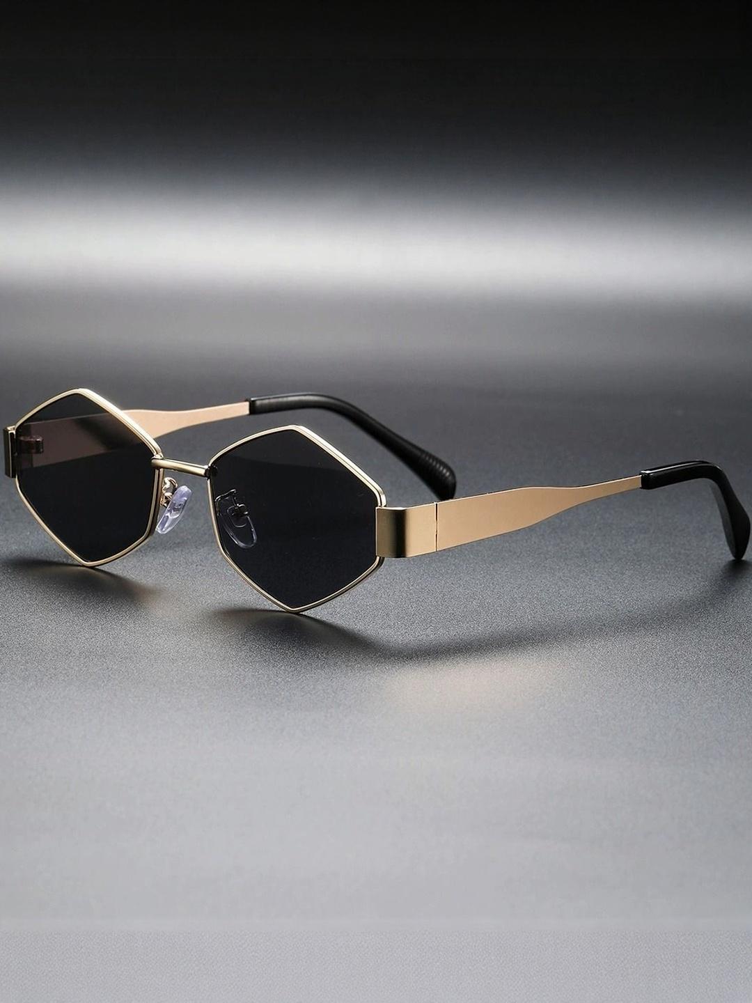 DressBerry Women Black Gold-Toned Oval Sunglasses - Image 1