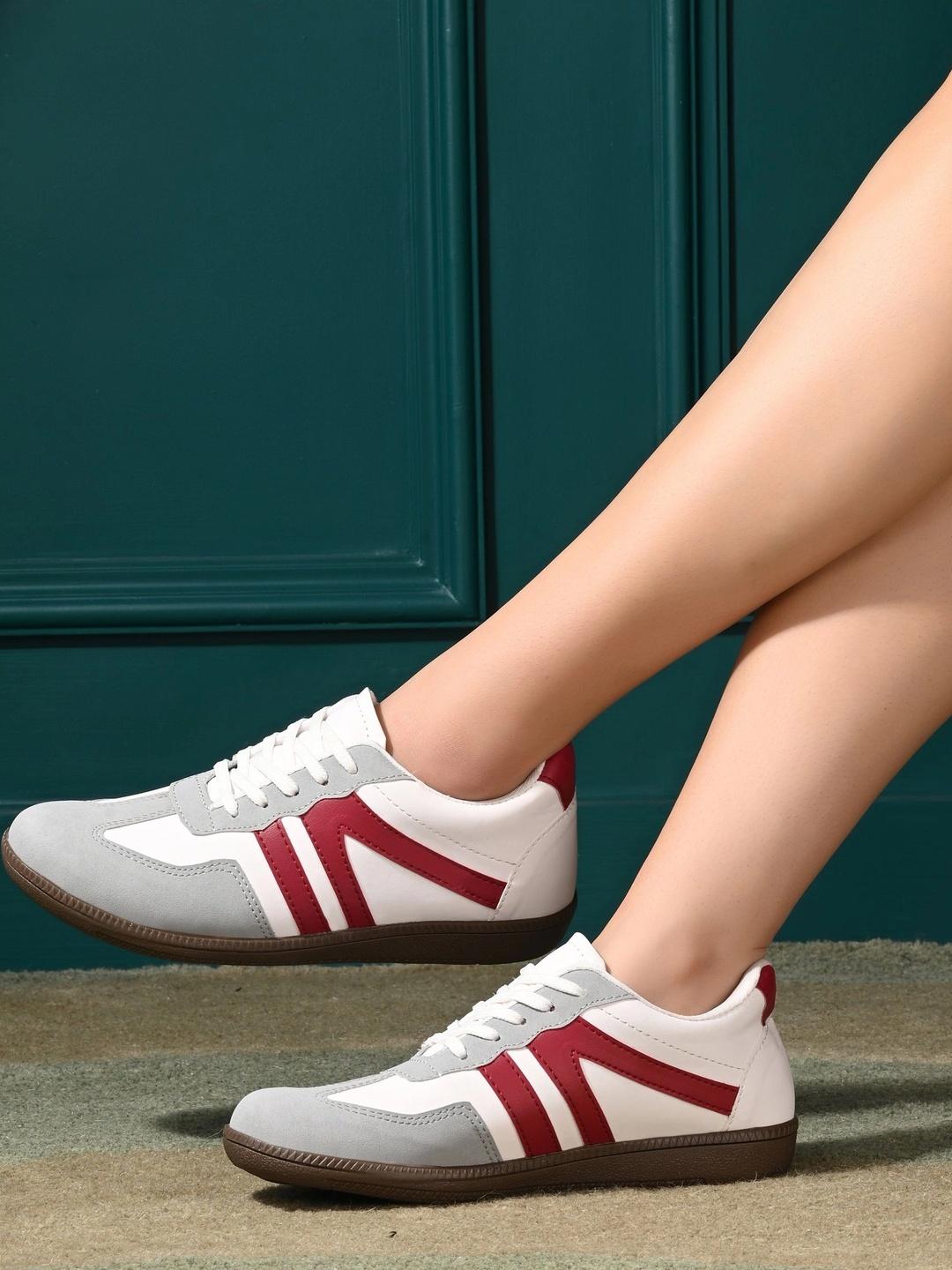 ONESIS Women Colourblocked Sneakers