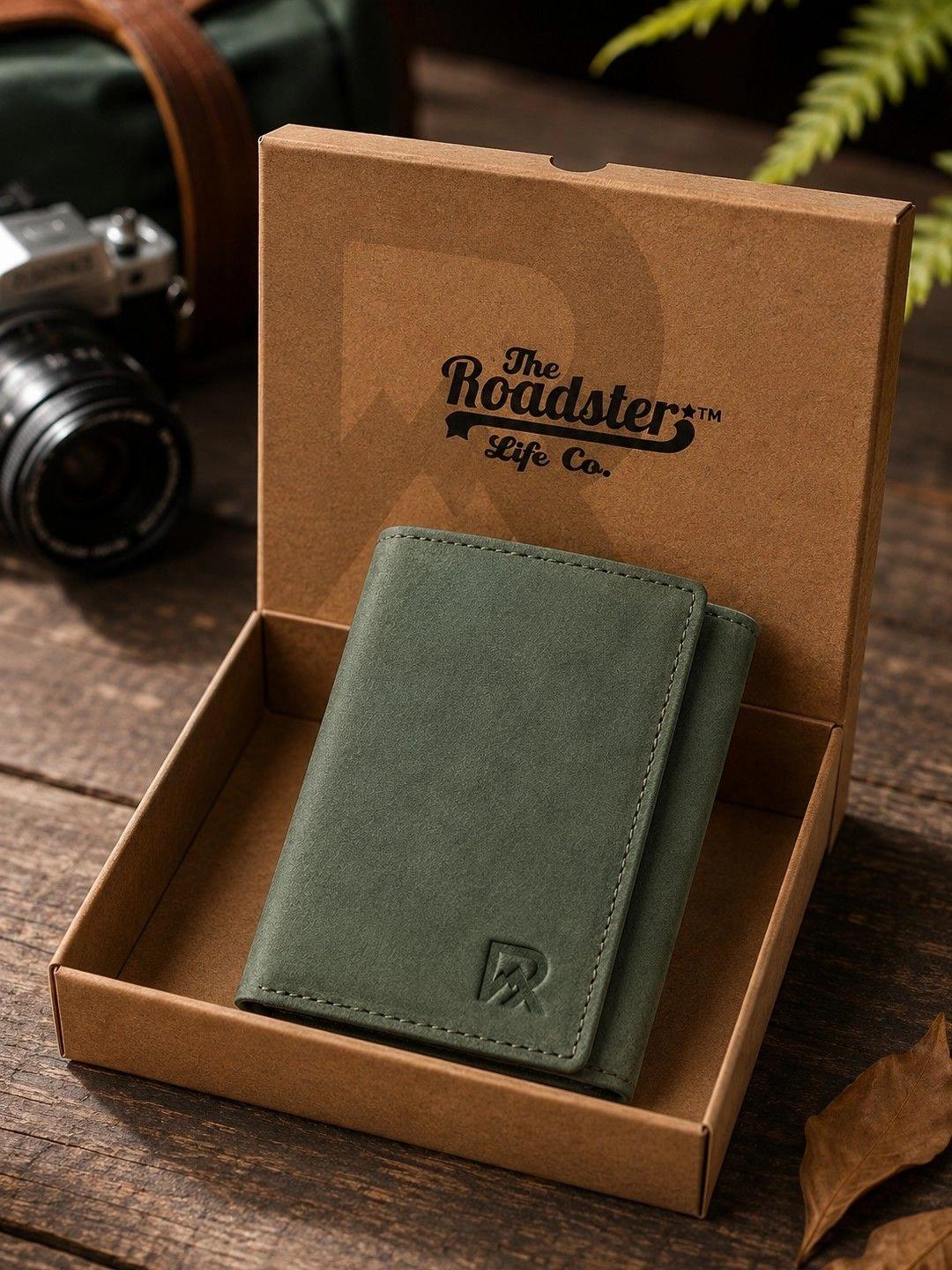Roadster Men Leather Three Fold Wallet - Image 1