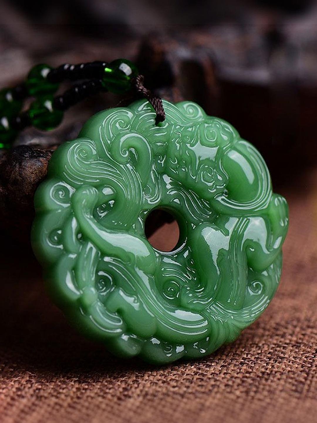 QUECY Handcrafted Necklace - Image 1