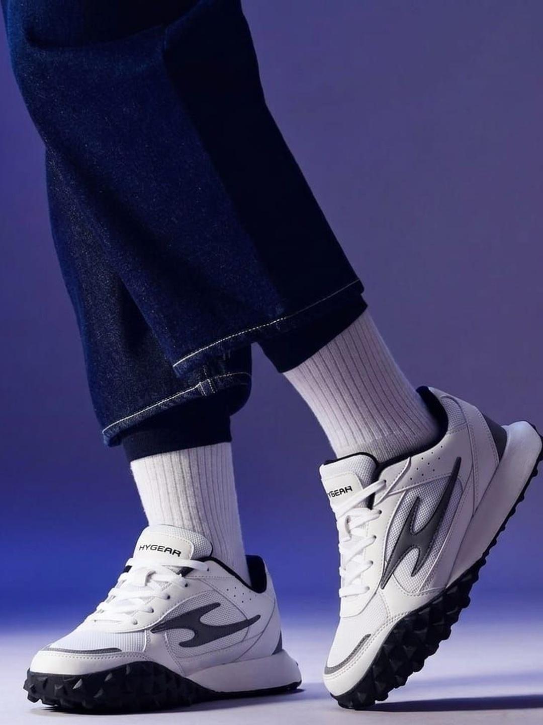 Hygear Vangaurd Men Colourblocked Orthotic Friendly Sneakers
