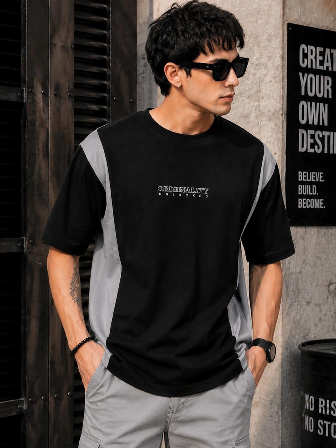 Maniac Men Typography Colourblocked T-shirt