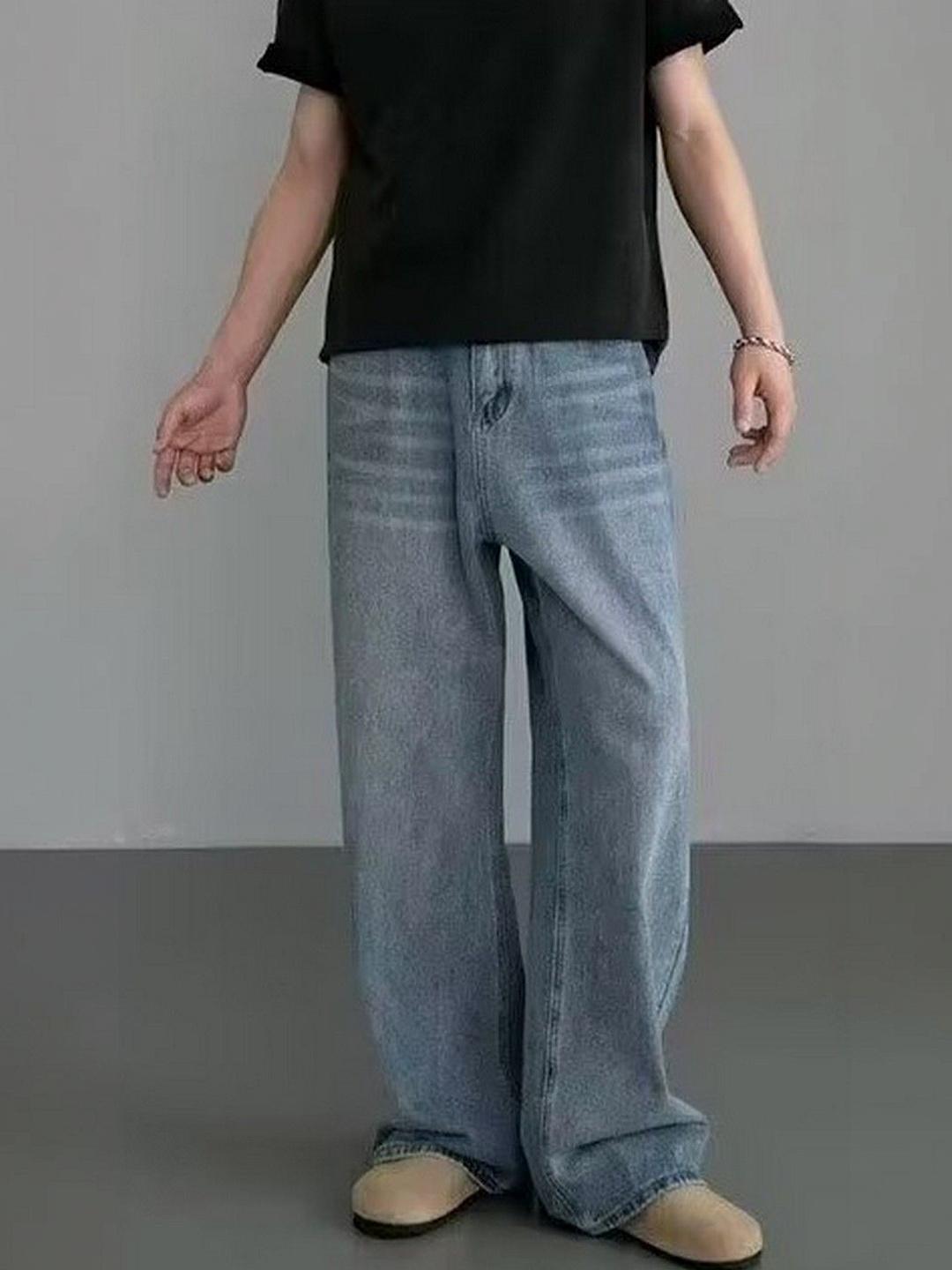 StyleCast Men Classic Mid-wash Oversized Straight-leg Jeans - Image 1