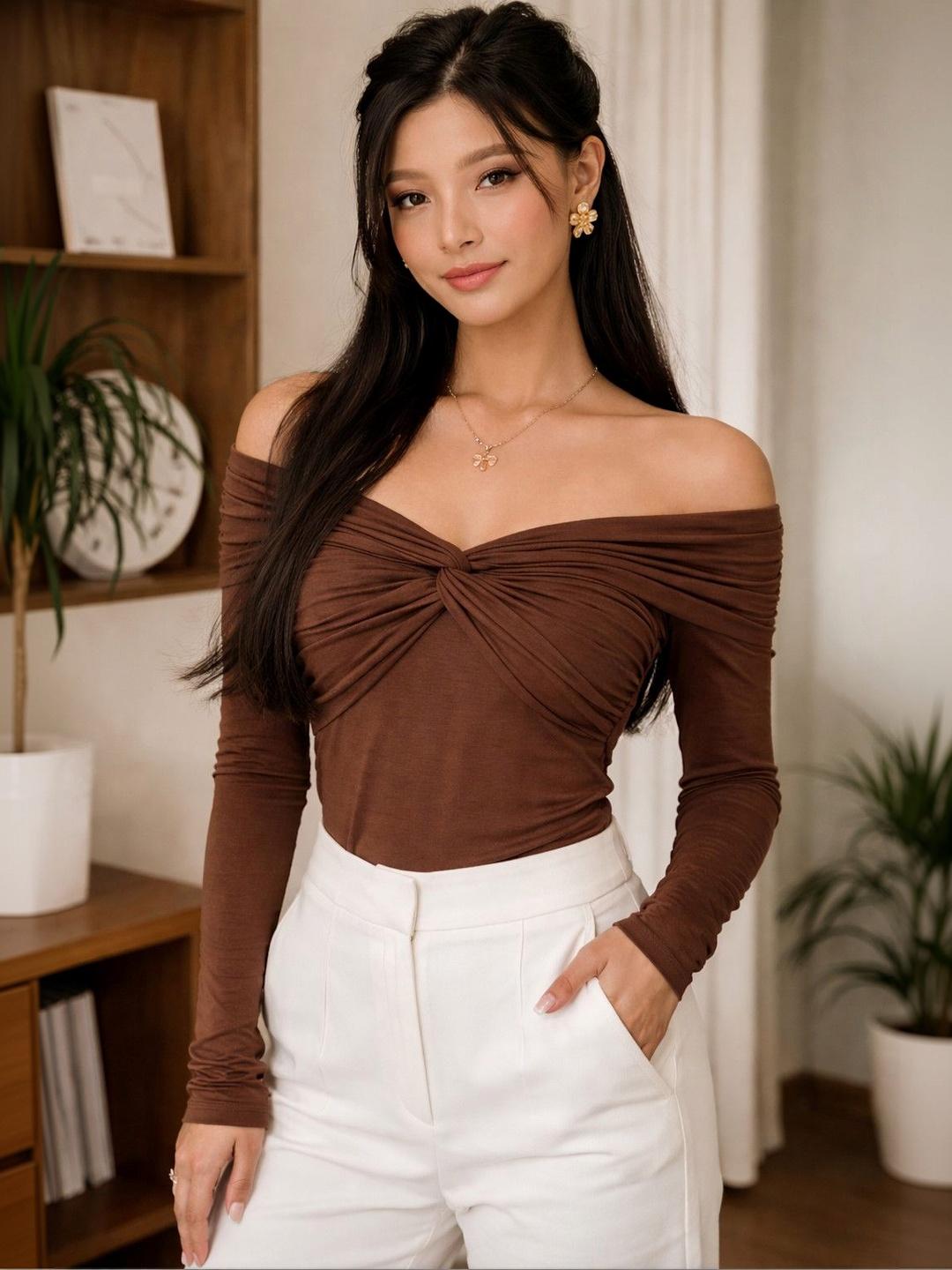 StreiQ Off-Shoulder Top - Image 1