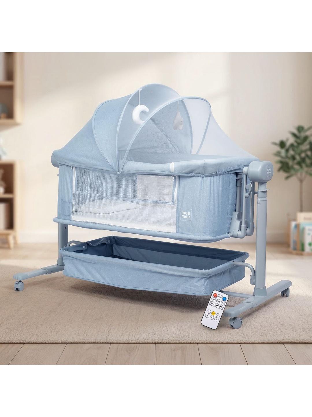 MeeMee Blue Wooden Cradle With Wheels