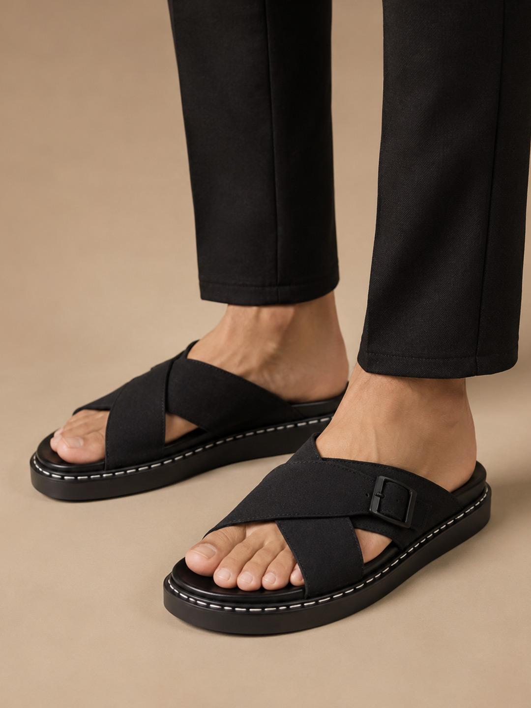 San Frissco Men Black Cross Strap Sandals