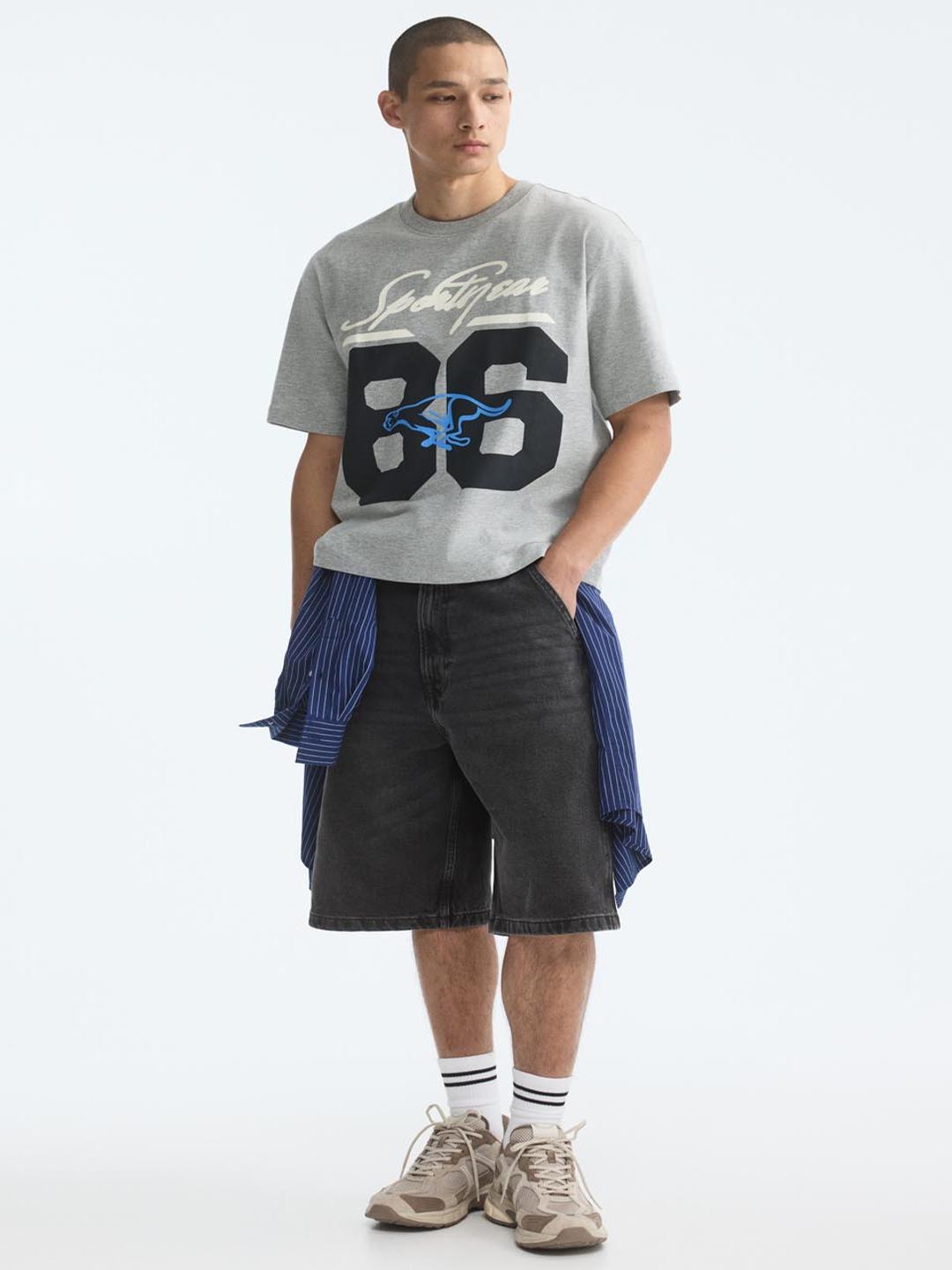 H&M Relaxed Fit Printed T-shirt - Image 1