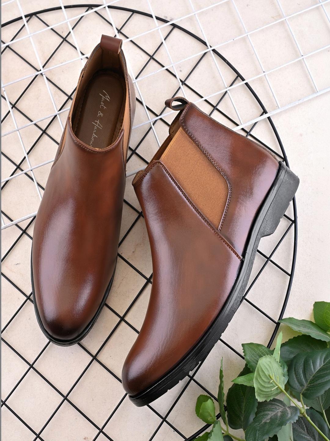 Mast & Harbour Men Brown Chelsea Boots