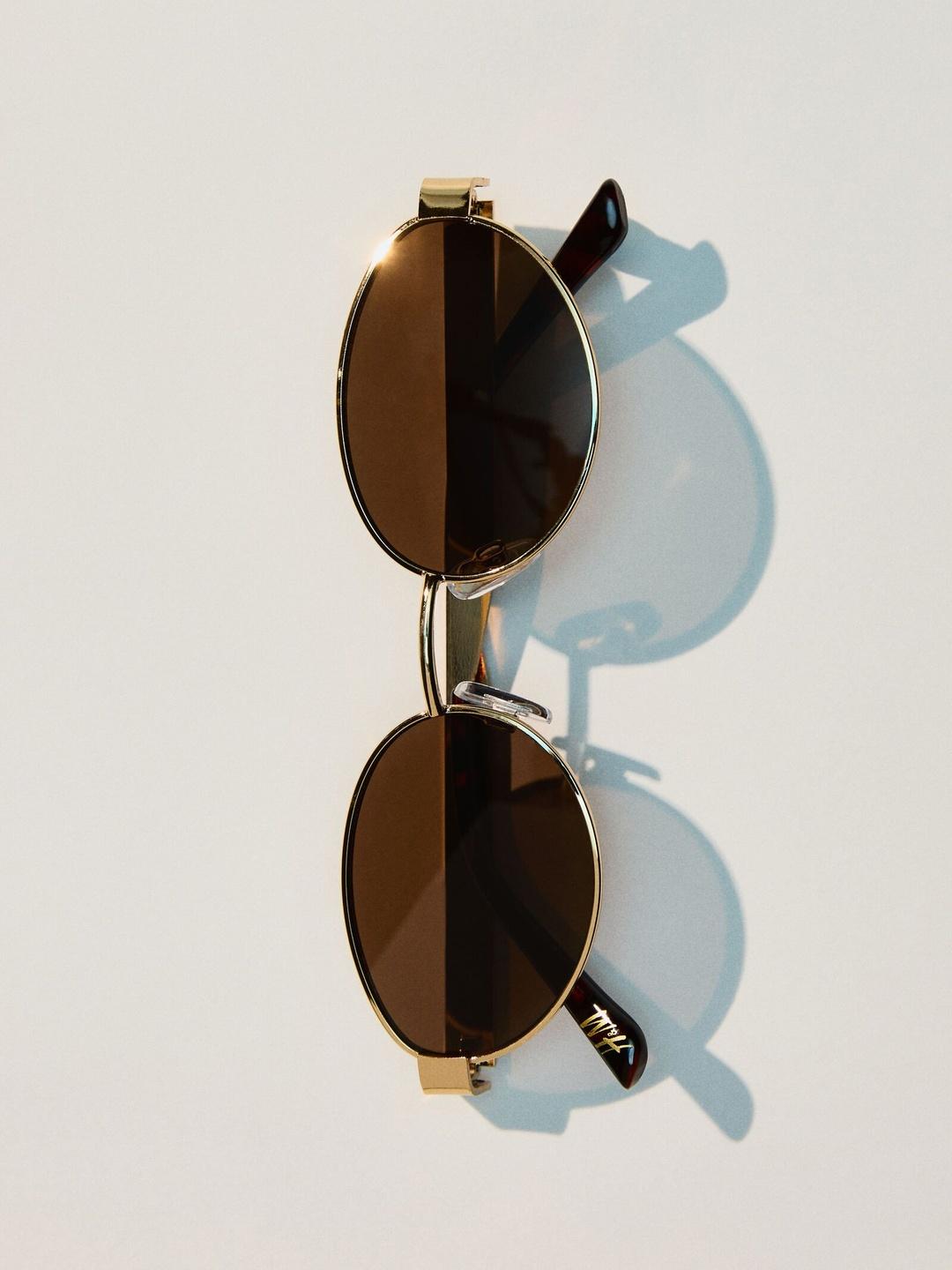 Buy H&M Women Green Lens & Gold-Toned Oval Sunglasses with