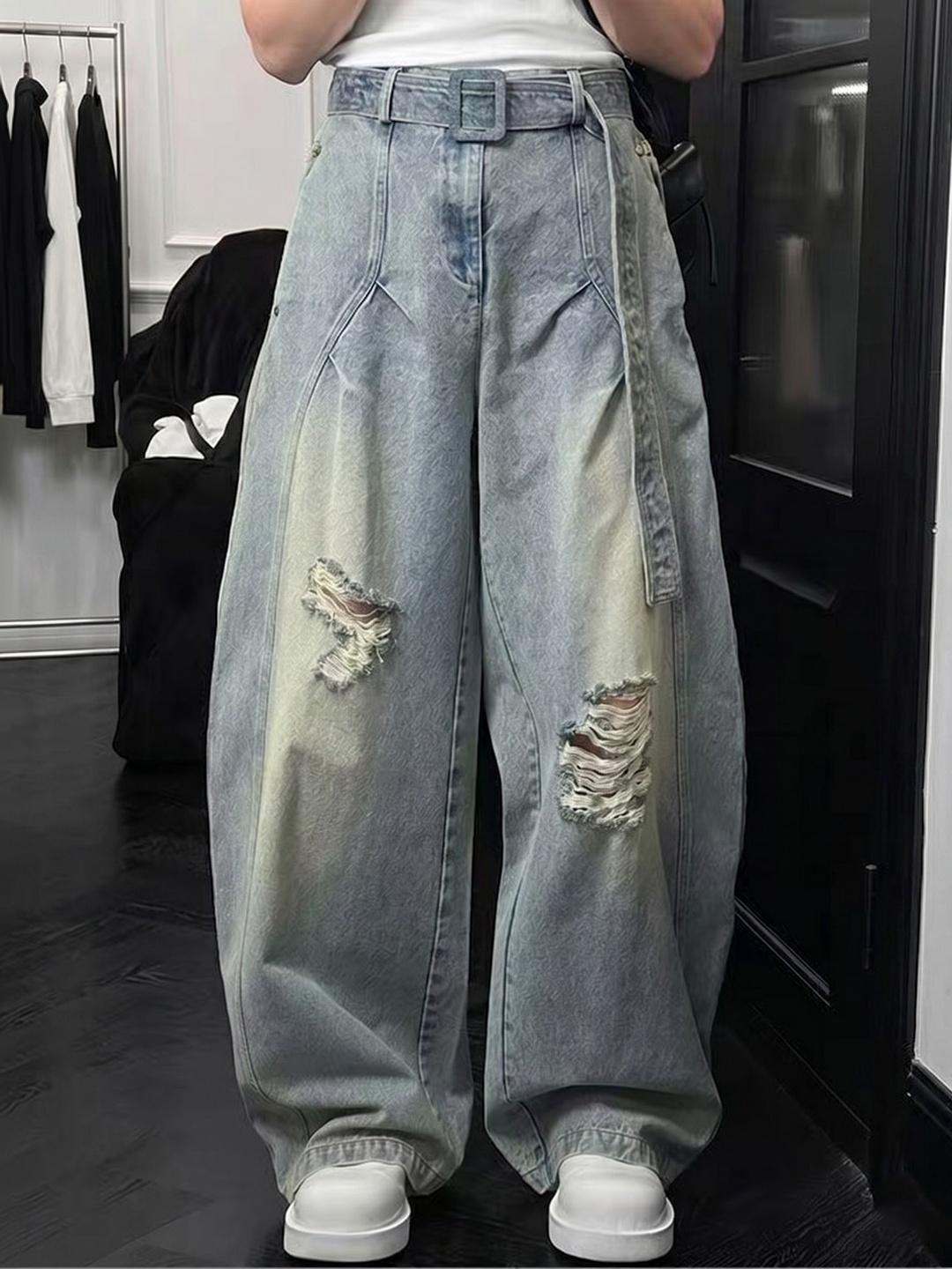Suo Men Wide Leg Mid-Rise Distressed Jeans - Image 1