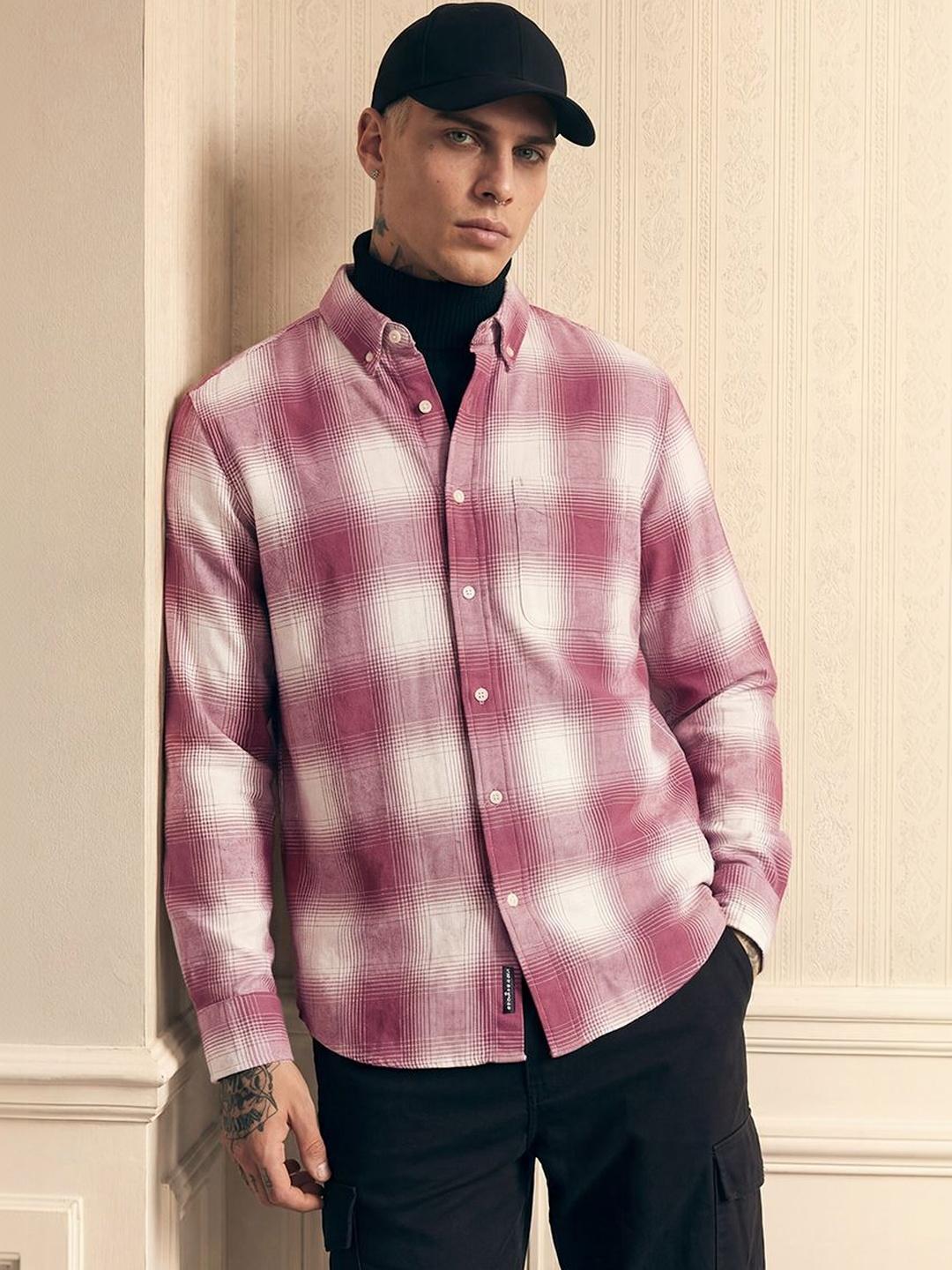 Snitch Men Checked Casual Shirt