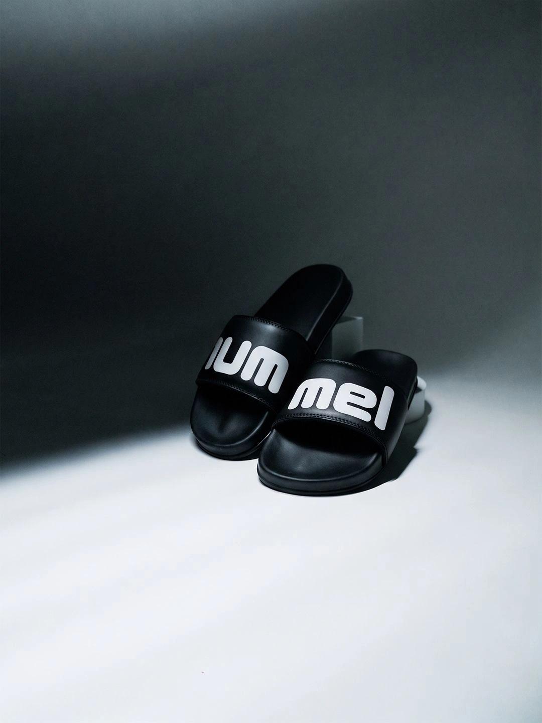 hummel Men Black & White Printed Sliders - Image 1