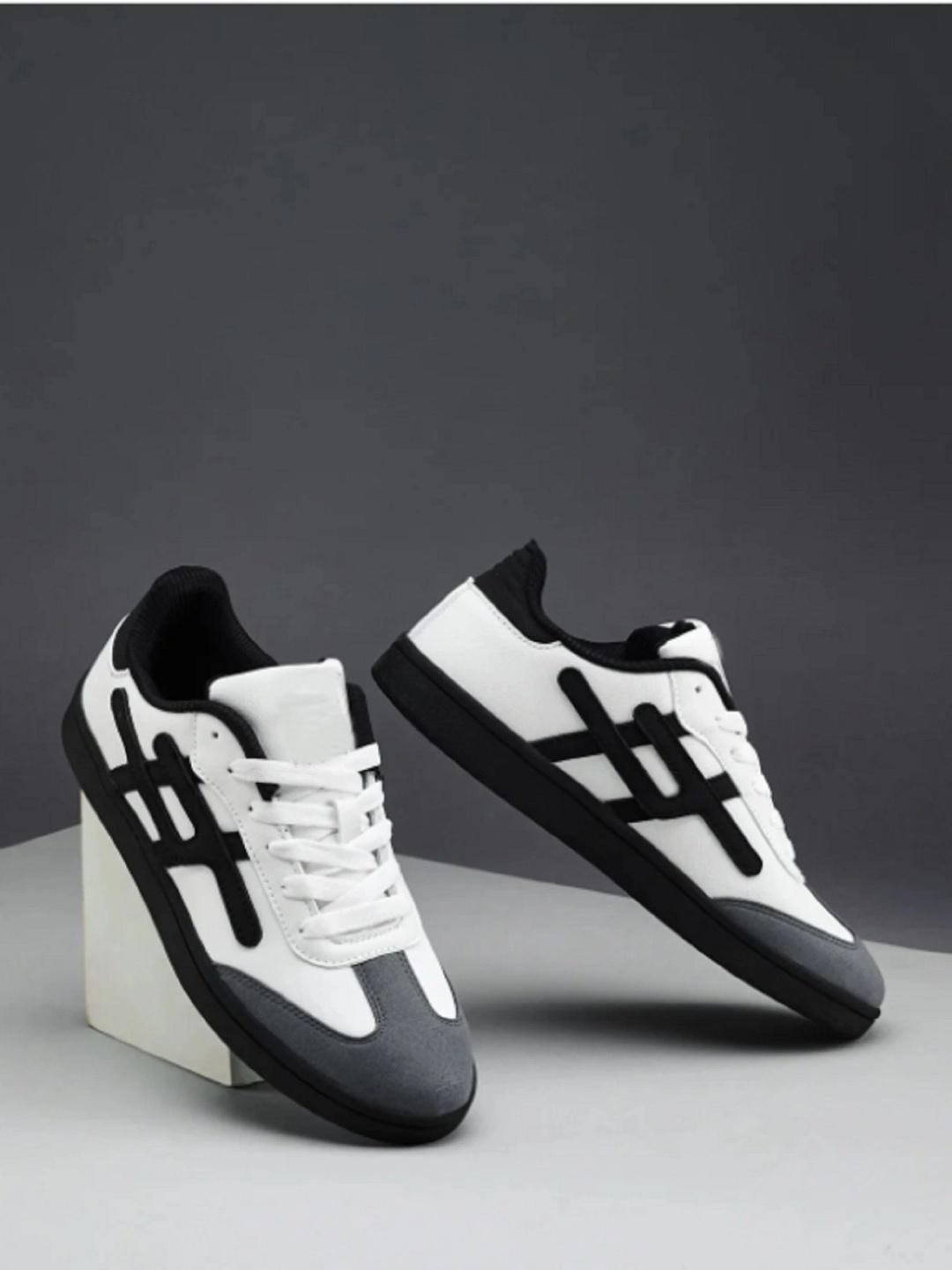 ANJRS Men Colourblocked Sneakers - Image 1