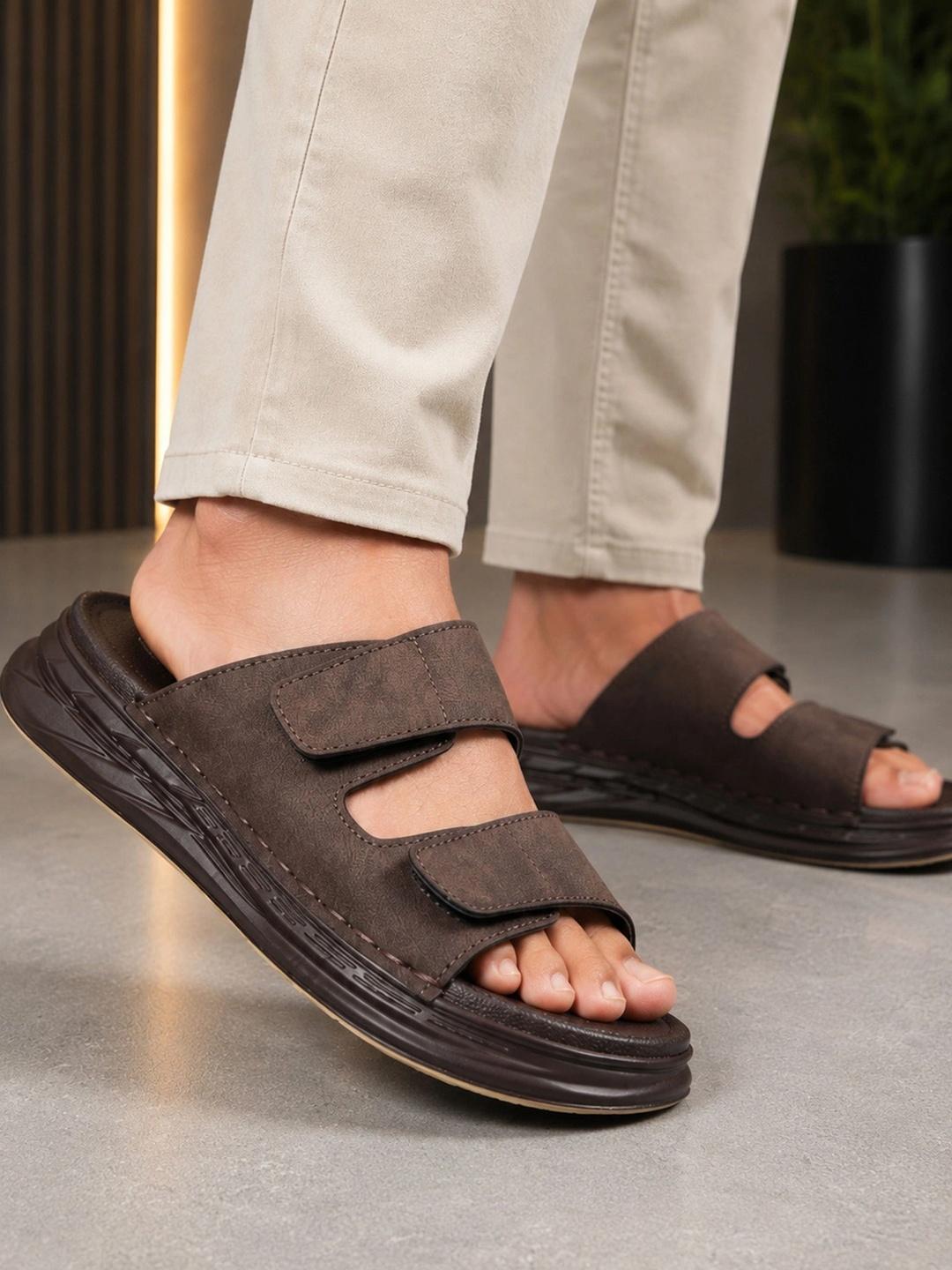 Layasa Men Sliders - Image 1