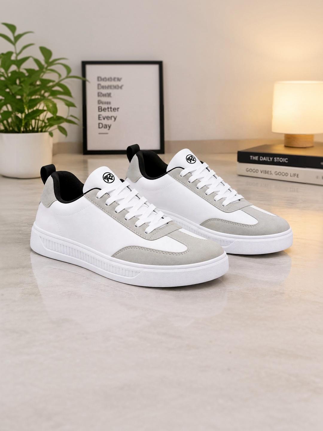 Redparade Men Colourblocked Sneakers - Image 1