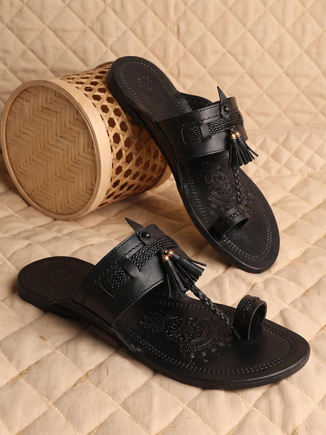 House of Pataudi Men Leather Kolhapuri Comfort Sandals - Image 1