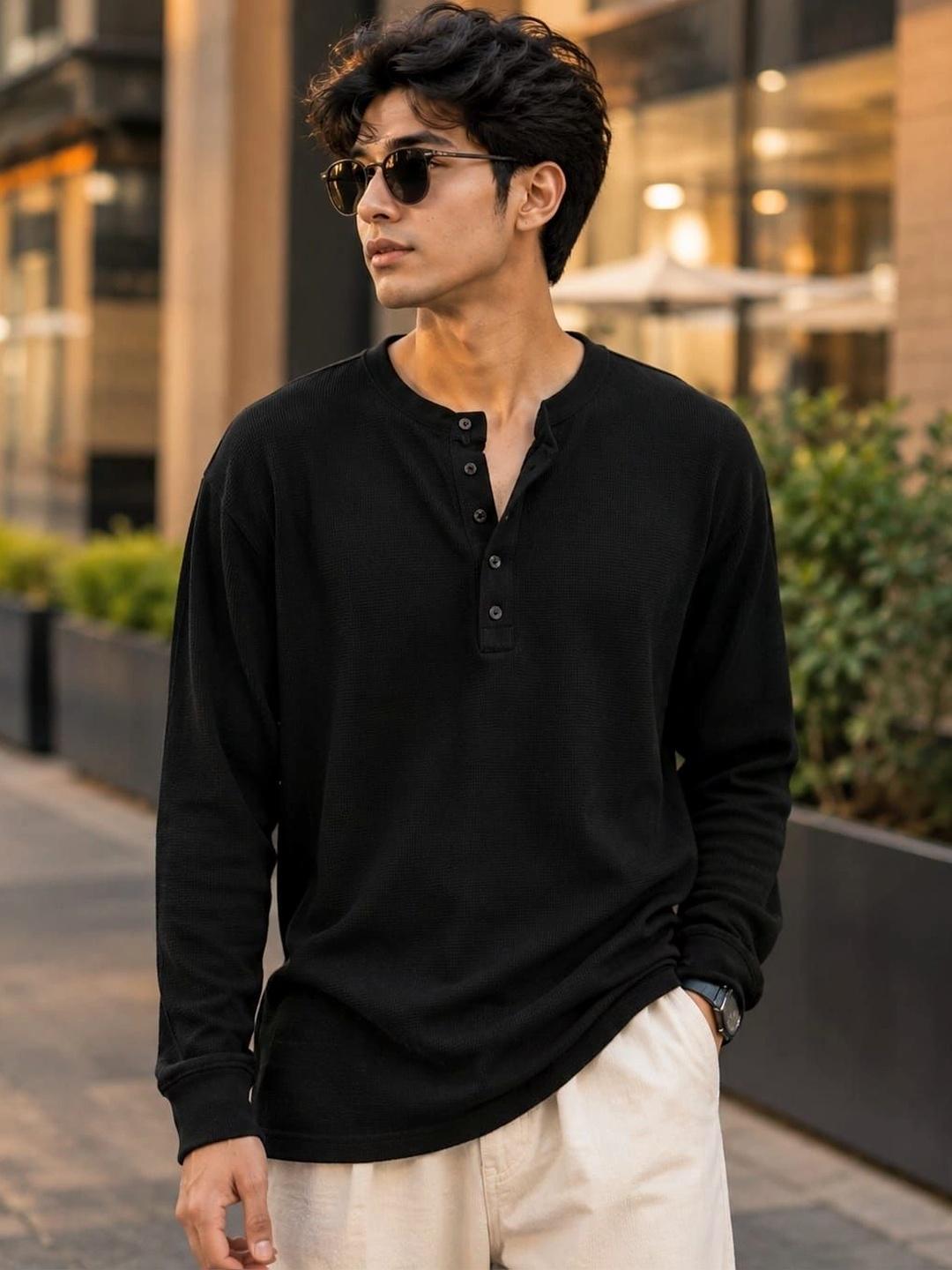 Klowvila Fashion Men Henley Neck T-shirt - Image 1