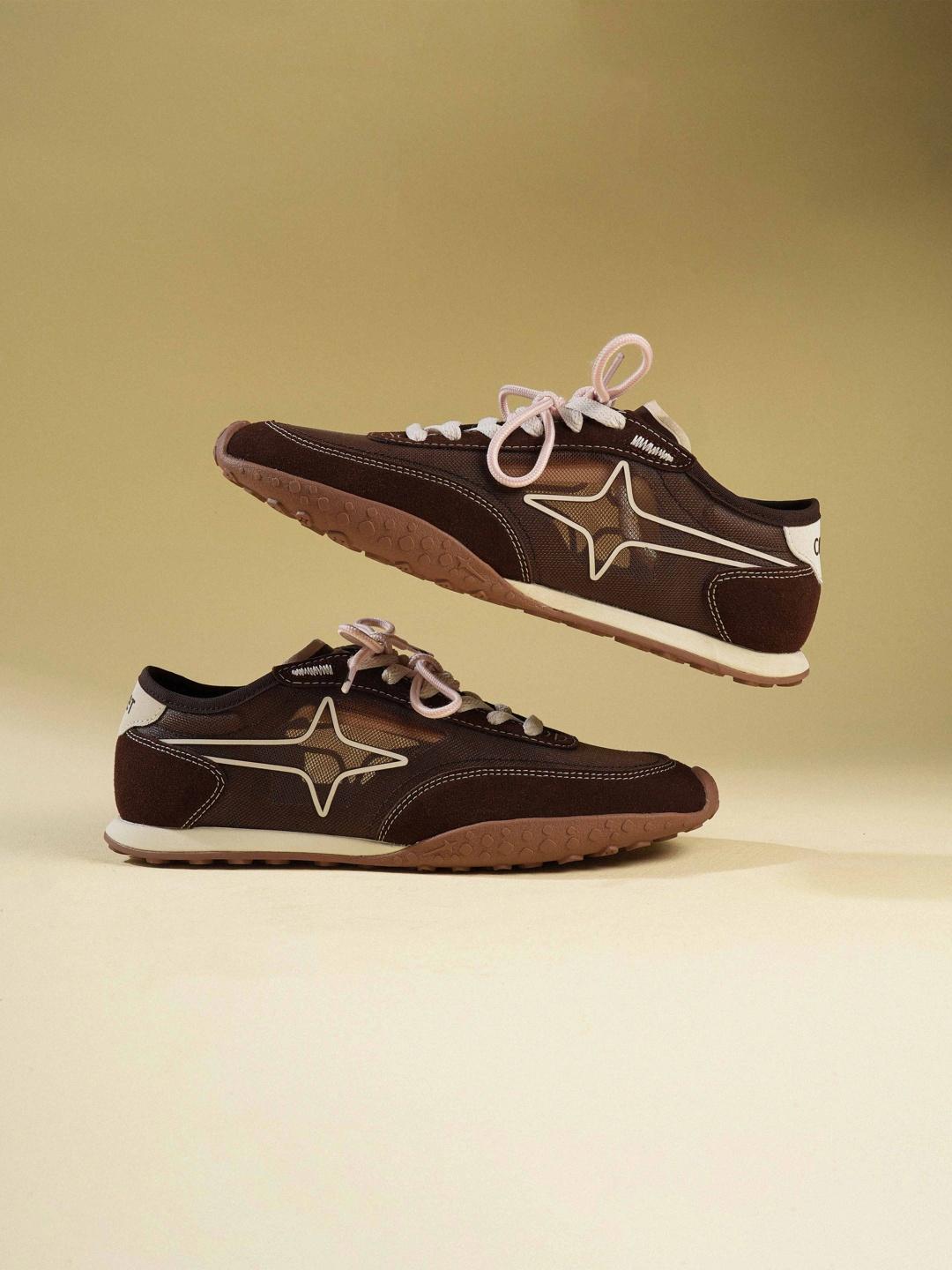 Comet Women Astra Burnt Toast Sneakers - Image 1