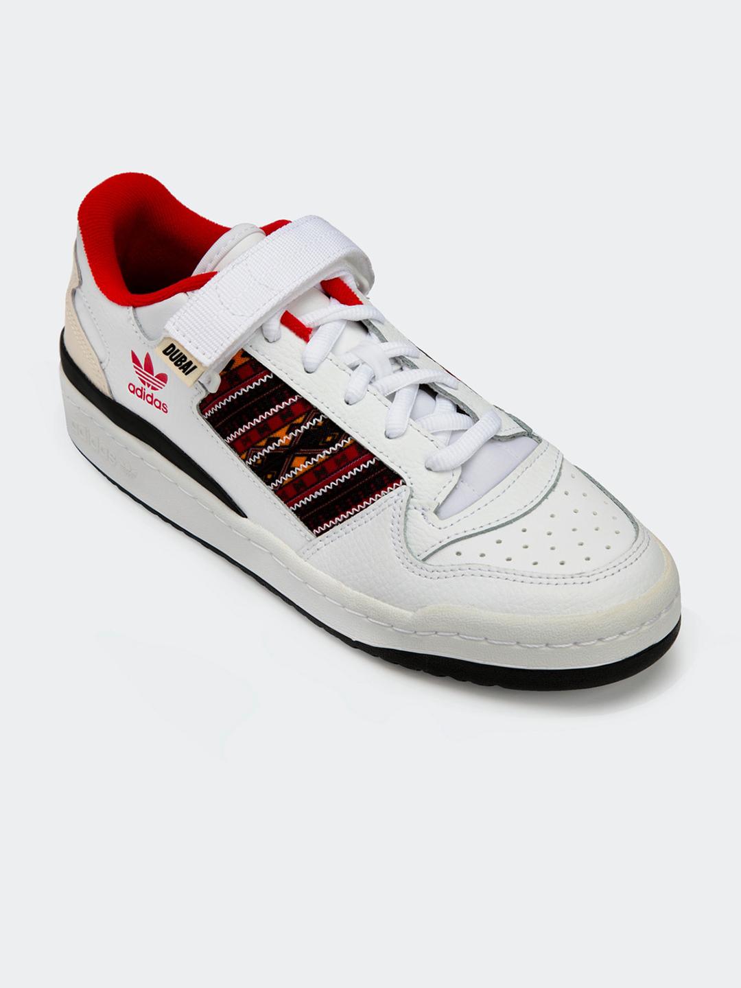 Buy ADIDAS Originals Men Colourblocked Leather Forum Low Dubai