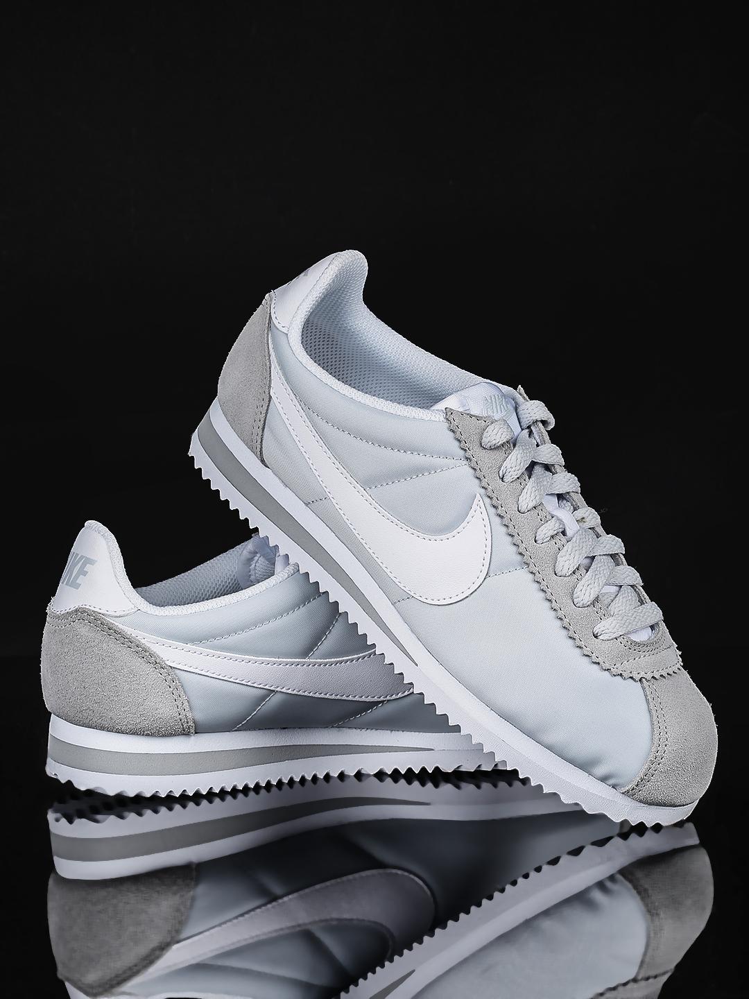 nike women's classic cortez nylon shoe