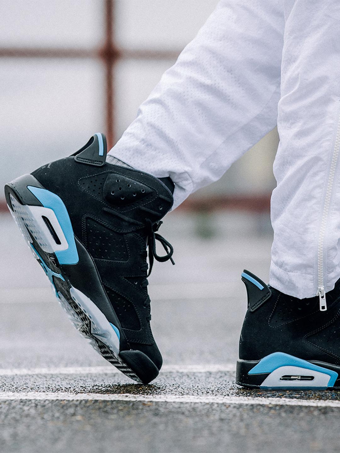 Buy Nike Men Black Leather High-Top AIR JORDAN RETRO Basketball