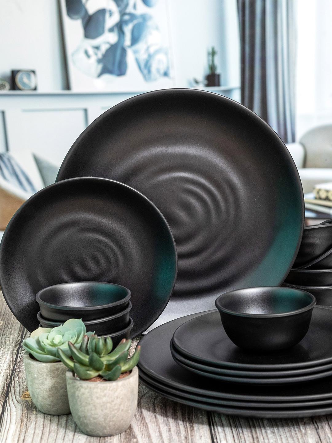 Porcelain Black Matt Dinner Set Pebble Dinner Set For Matt Black