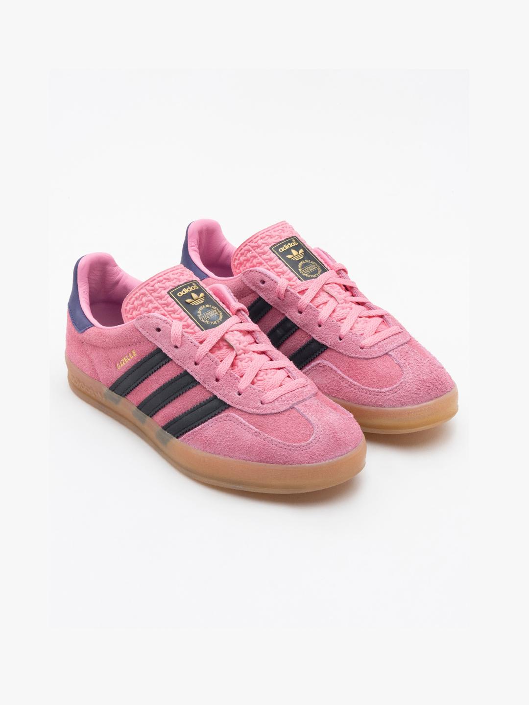 adidas gazelle silver green womens Gazelle Indoor Womens Lifestyle Shoes (Sandy Pink/White/Gum)