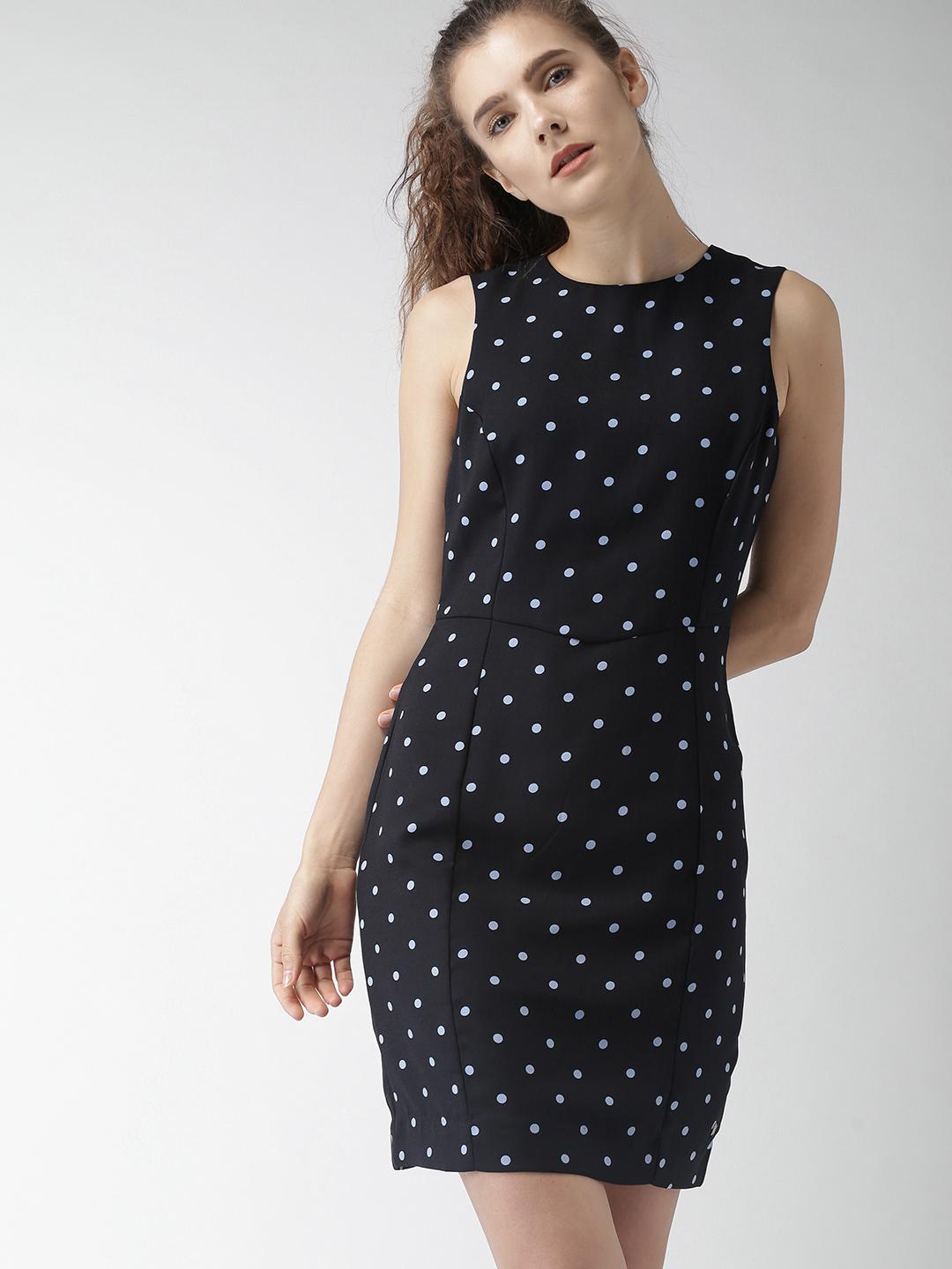 short sleeve black a line dress Black Floral A-line Short Dress with Short Sleeves – Ohmollydress main image 1