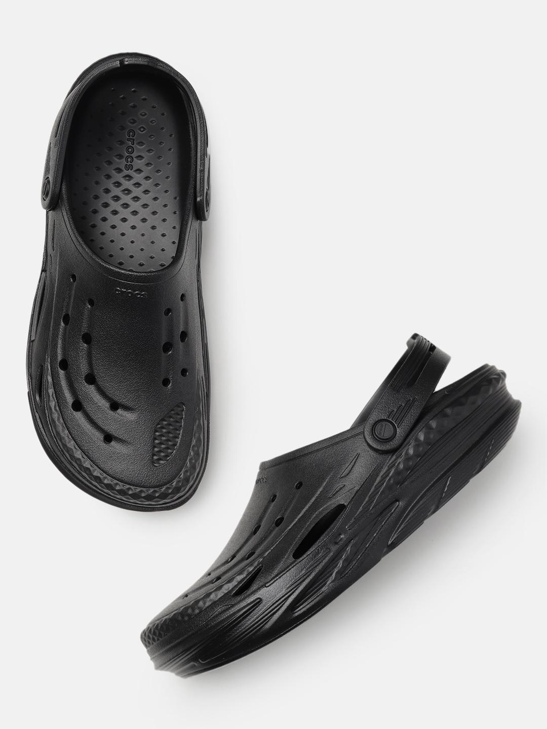 Bogota Clog 2019 Crocs Crocs Bogota Clogs Black Sandals