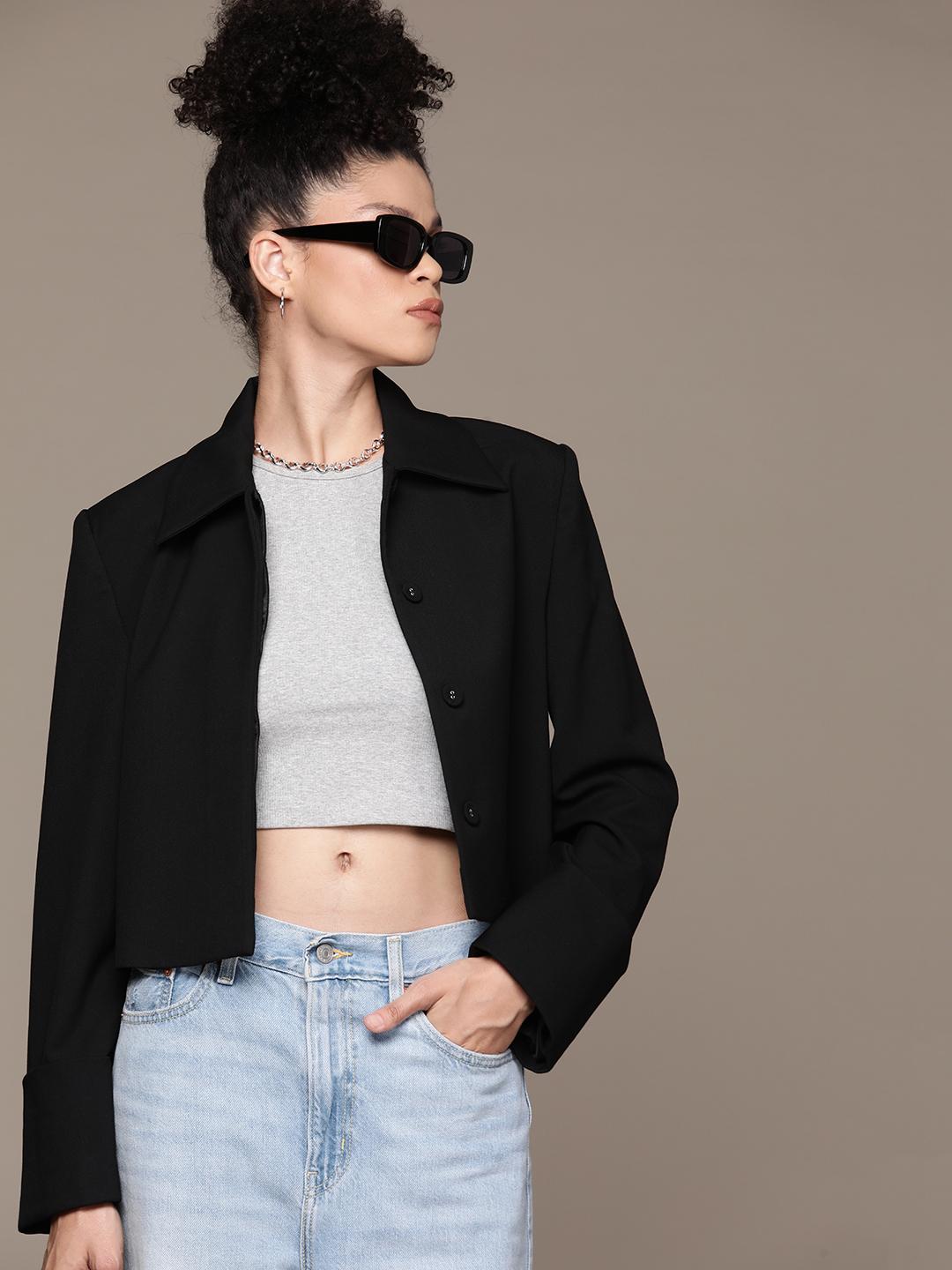 MANGO Spread Collar Crop Blazer