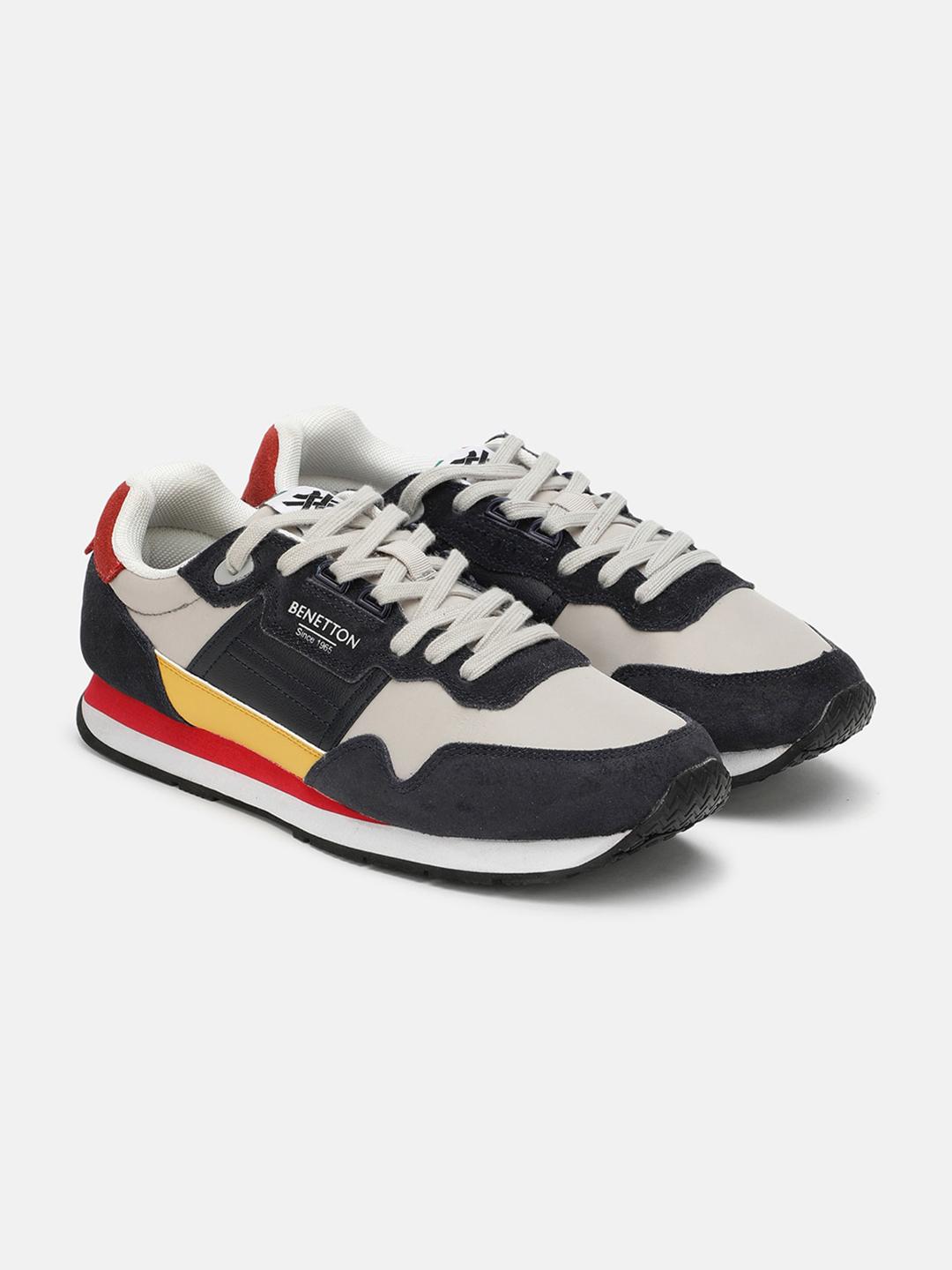 Buy United Colors of Benetton Men Colourblocked Lightweight