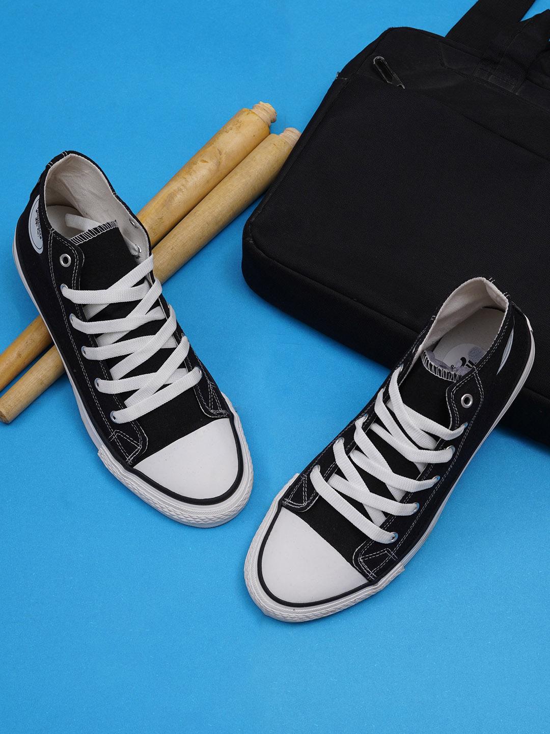 Roadster Men Black Textured Comfort Insole Mid-Top Canvas Sneakers