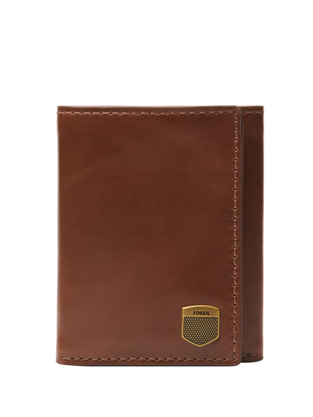 Buy Fossil Men Leather Three Fold Wallet Wallets for Men