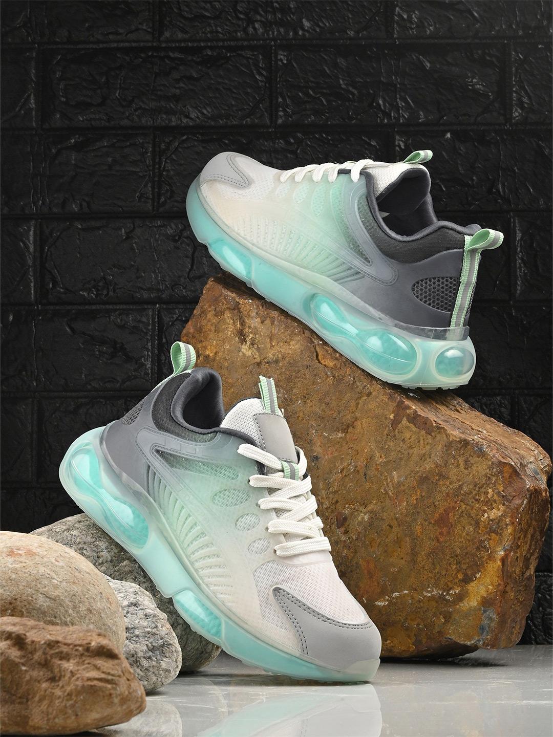 Buy The Roadster Lifestyle Co Men Ombre Lace Up Running Sports