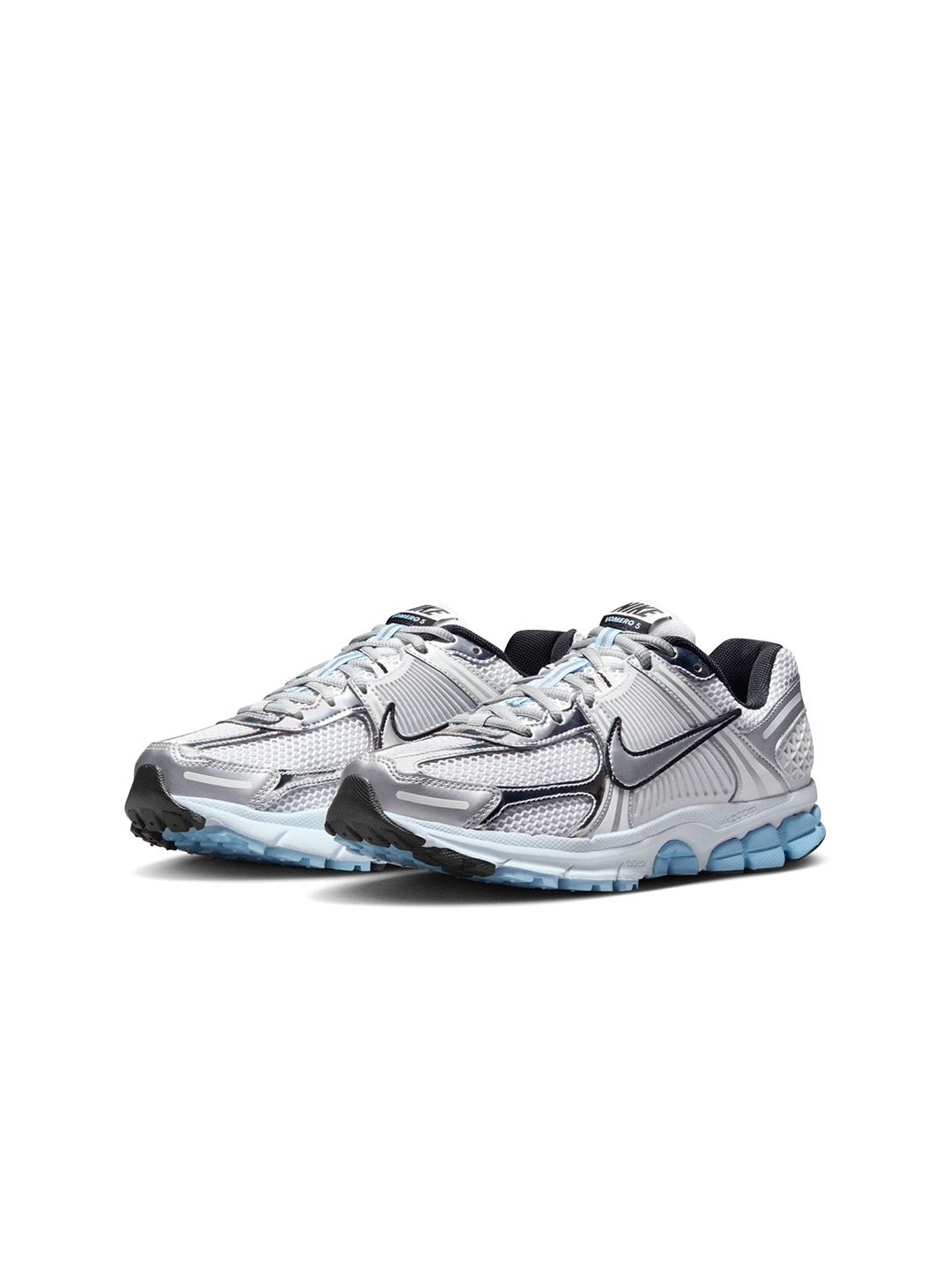 NIKEスニーカー Nike WMNS Zoom Vomero 5Chrome Nike - NIKE ZOOM VOMERO 5 WOLF GREY/WHITE-METALLIC SILVER l BUY