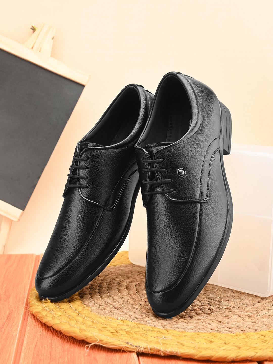 Buy IMCOLUS Men Textured Formal Derby Shoes - Formal Shoes for Men 30071366  | Myntra