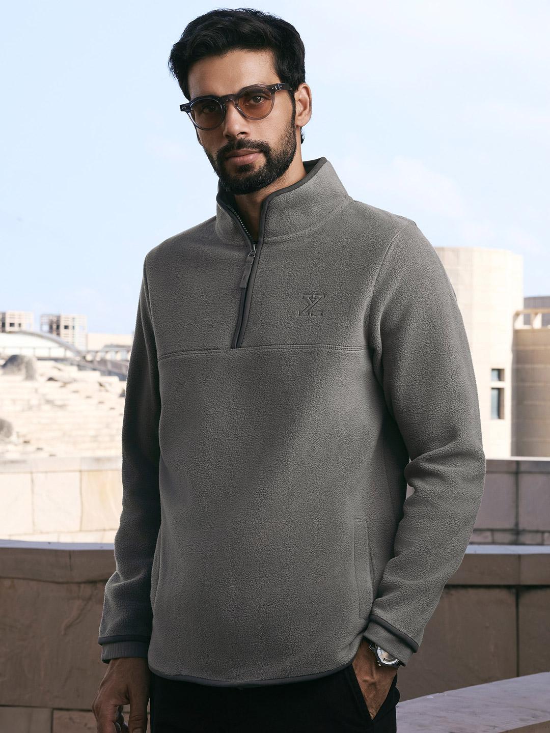 Buy XYXX Men Regular Fit Solid Grey IntelliLuxe Jet-Setter Half