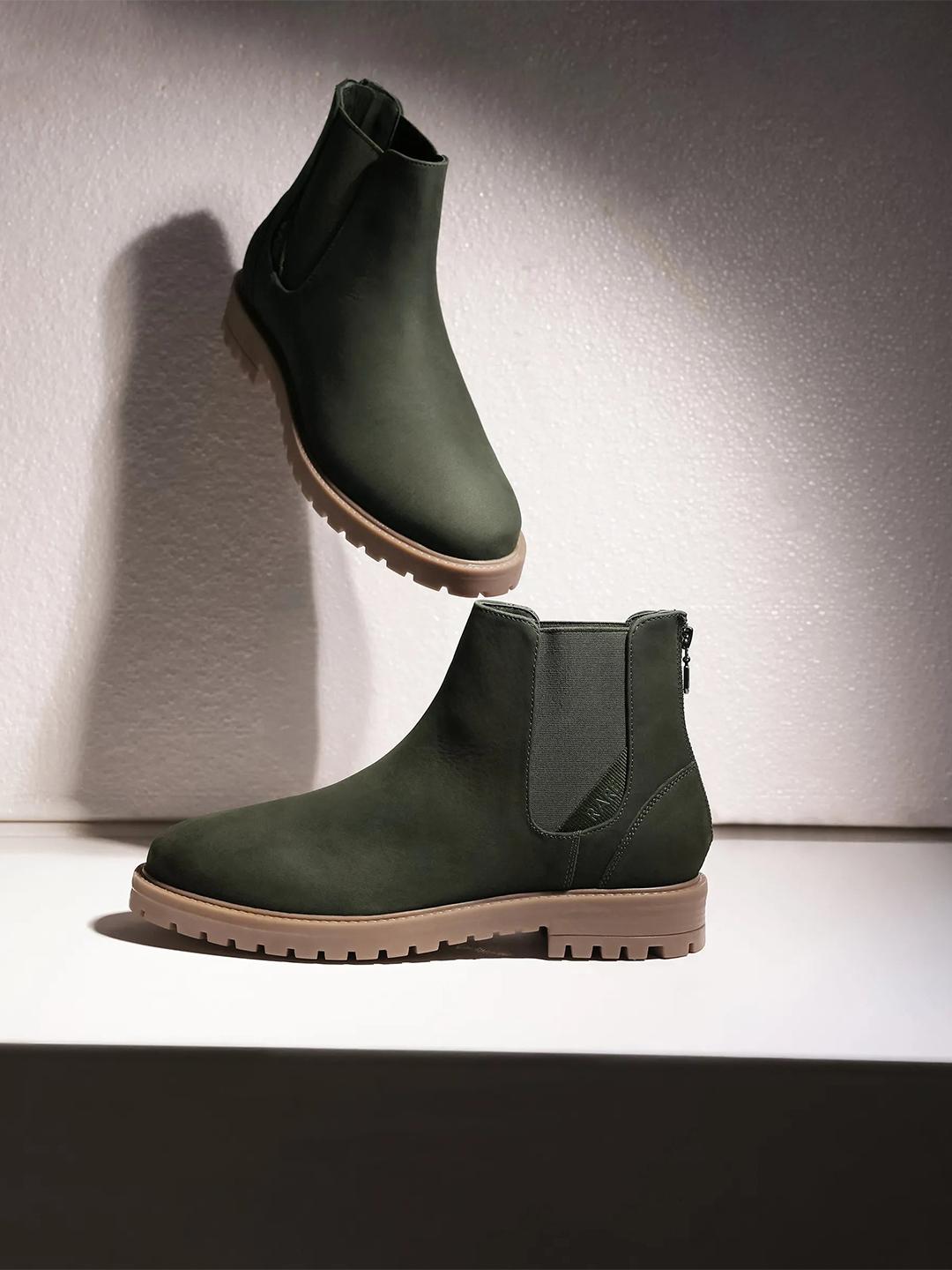 RARE RABBIT Men Gum Pro Green Chelsea Boots