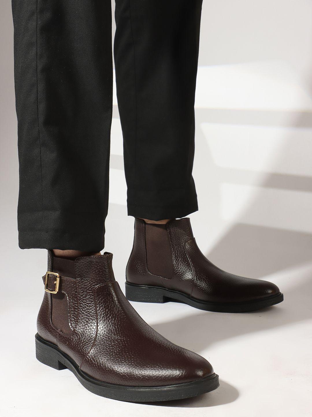 Carlton London Men Textured Chelsea Boots - Image 1