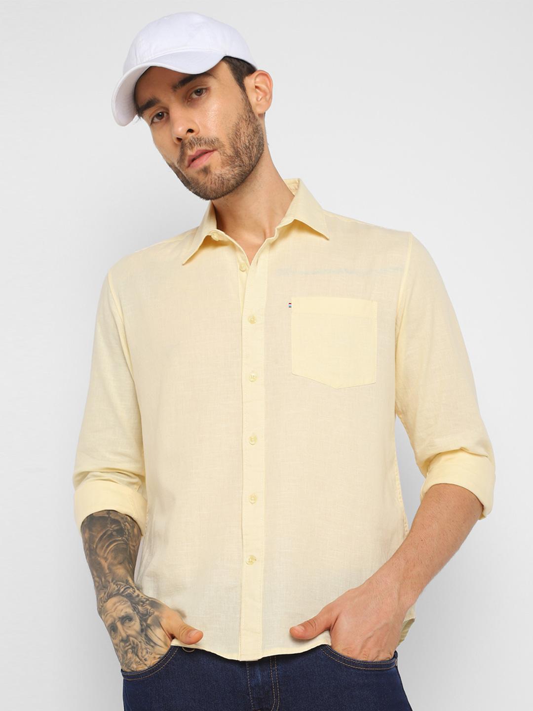 Red Chief Men Slim Fit Solid Spread Collar Cotton Casual Shirt (Red) - Image 1