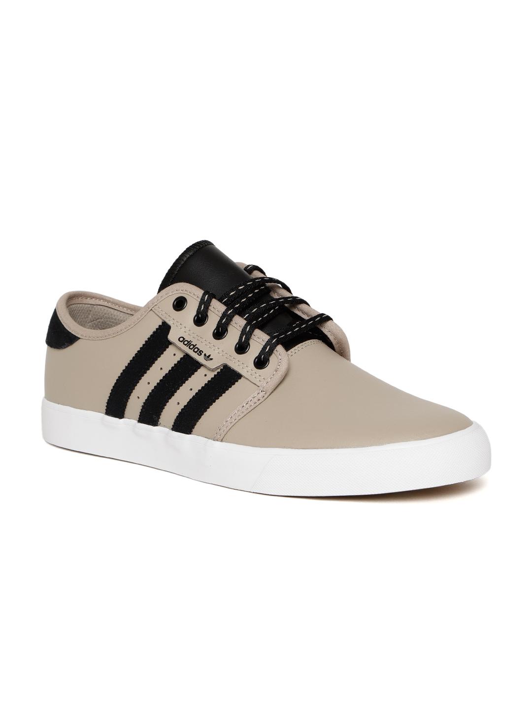 Buy ADIDAS Originals Men Beige Seeley Leather Skateboarding Shoes - Casual  Shoes for Men 6842570 | Myntra