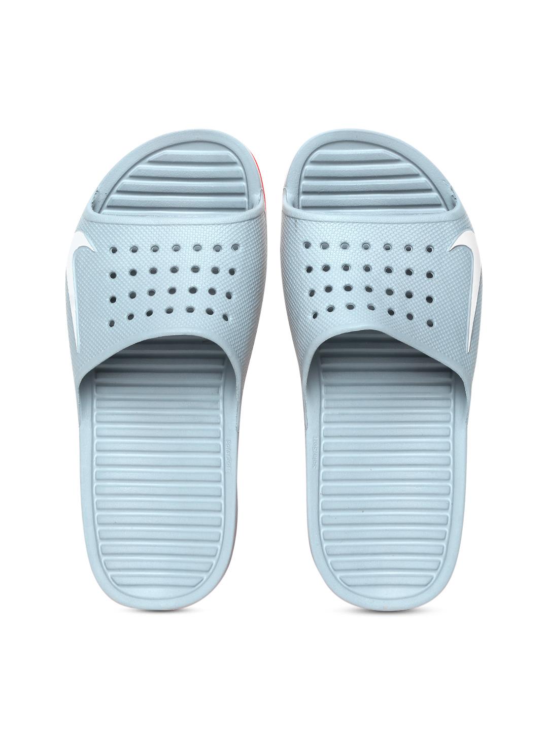 nike solar soft flip flops