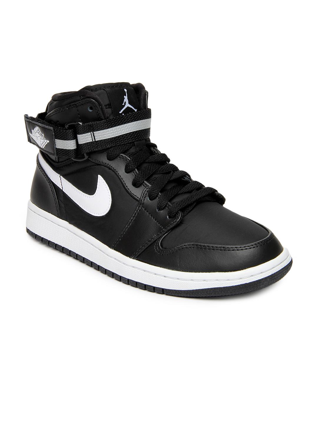 nike strap shoes black