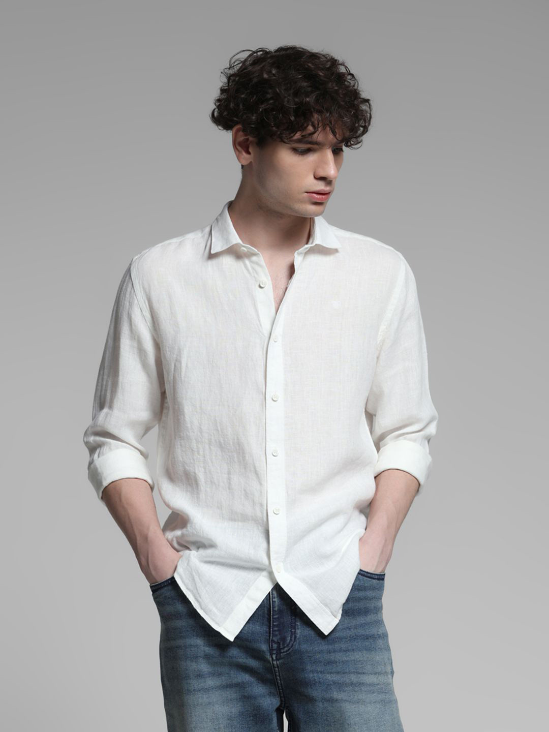 Jack & Jones Men Spread Collar Solid Linen Casual Shirt