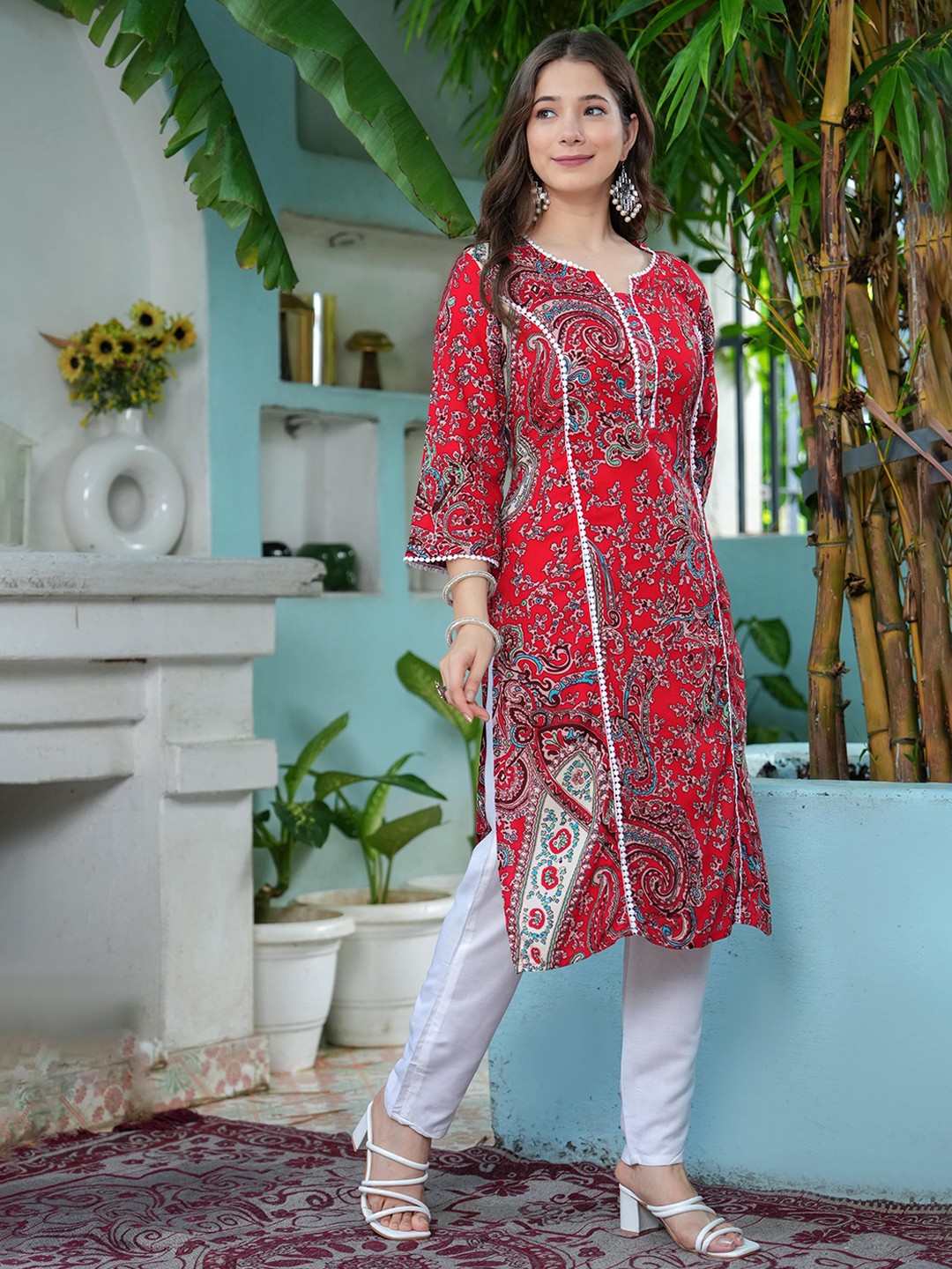 DIVASTRI Floral Kurta