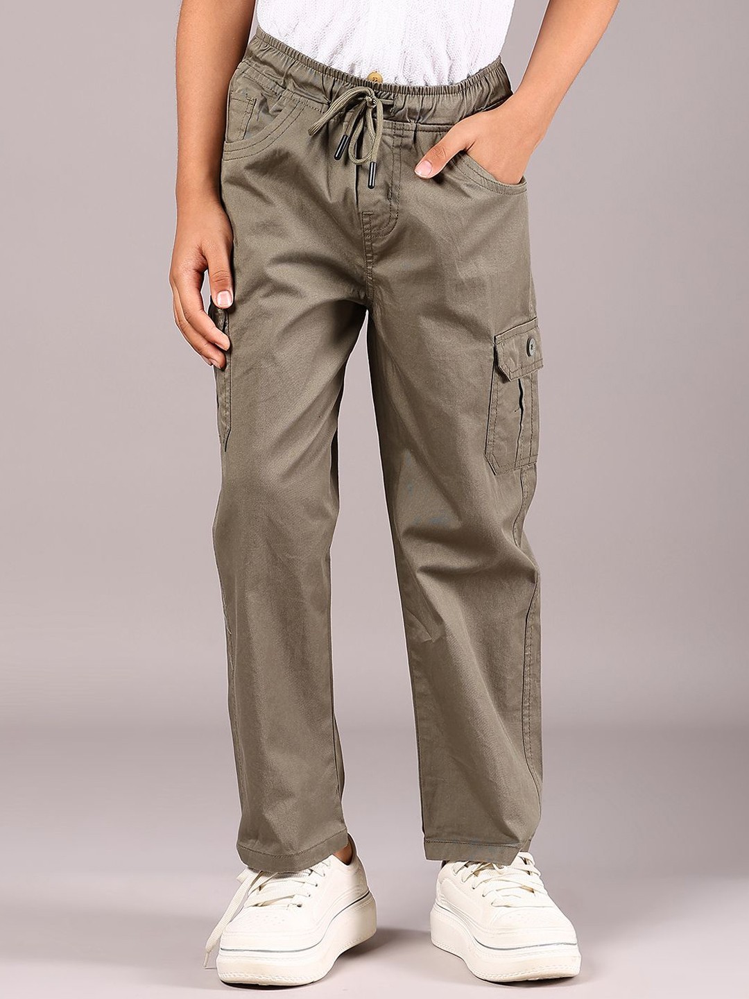 V-Mart Cargos