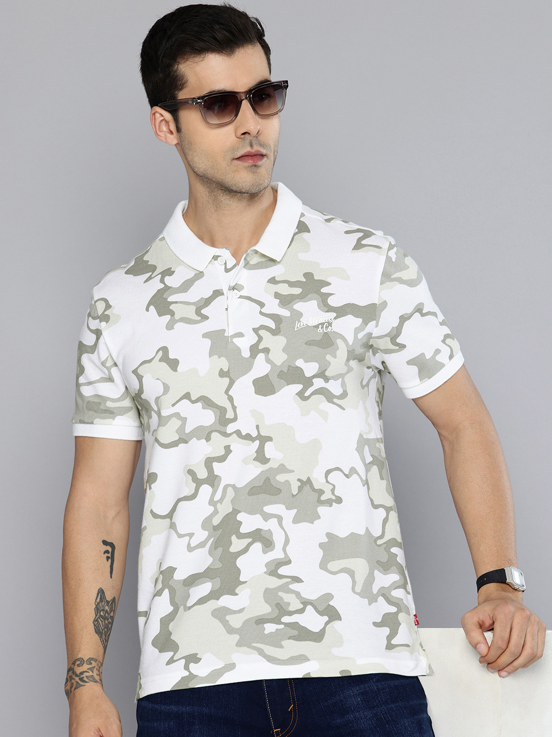 Levis Pure Cotton Camouflage Printed Polo Collar Slim Fit T-shirt