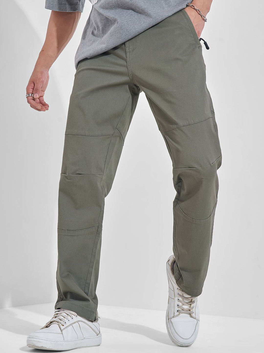HIGHLANDER Men Relaxed Fit Mid-Rise Trouser