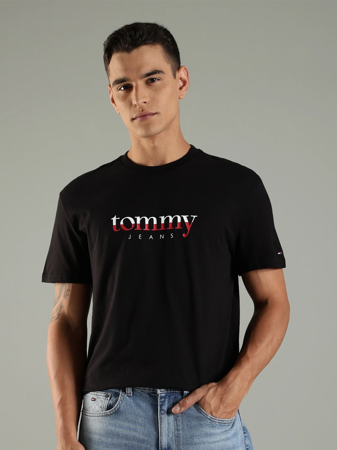 Tommy Hilfiger Men Typography Printed Cotton T-shirt